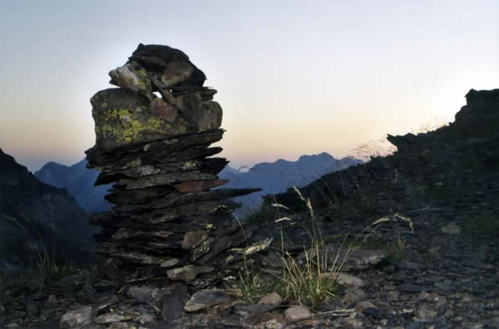 Cairn sur le col de Boucharo, Aot 2000