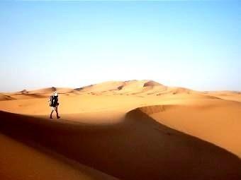 Désert de Merzouga au Maroc Désert de Merzouga au Maroc