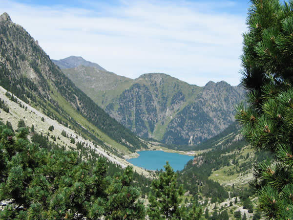 Au dessus du lac de Gaube Au dessus du lac de Gaube