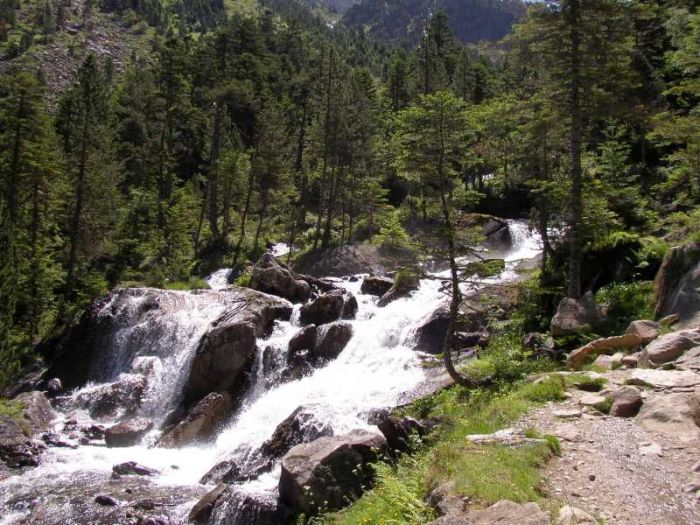 Cascade dans la valle de Lutour