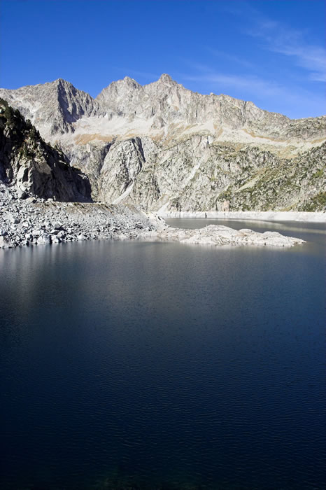 Lac de Cap de Long depuis son barrage