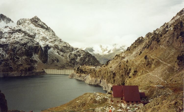 Embalse de Respomuso