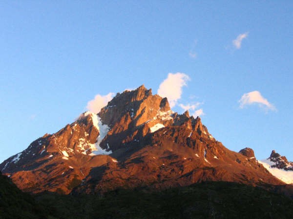 Paine Grande au petit matin