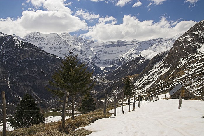 Cirque de Gavarnie sous la neige