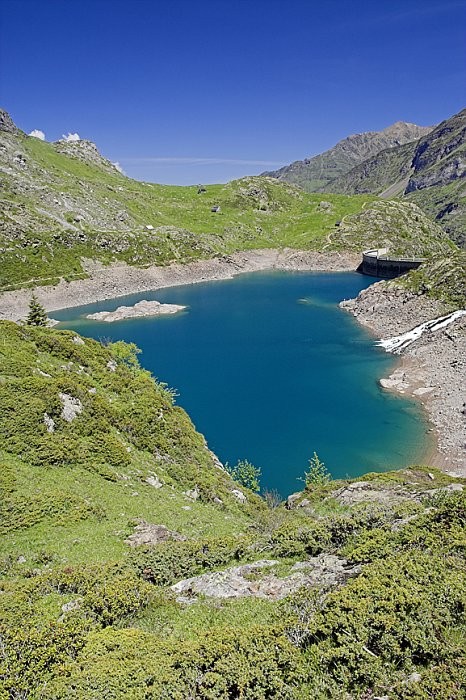 Lac et barrage des Gloriettes