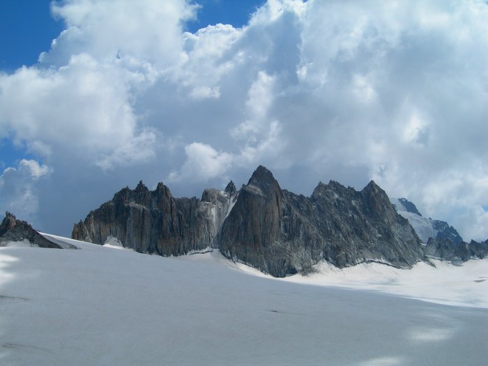 Aiguilles Dores depuis le refuge du Trient