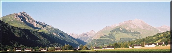 Marsous devant le pic du midi d'Arrens