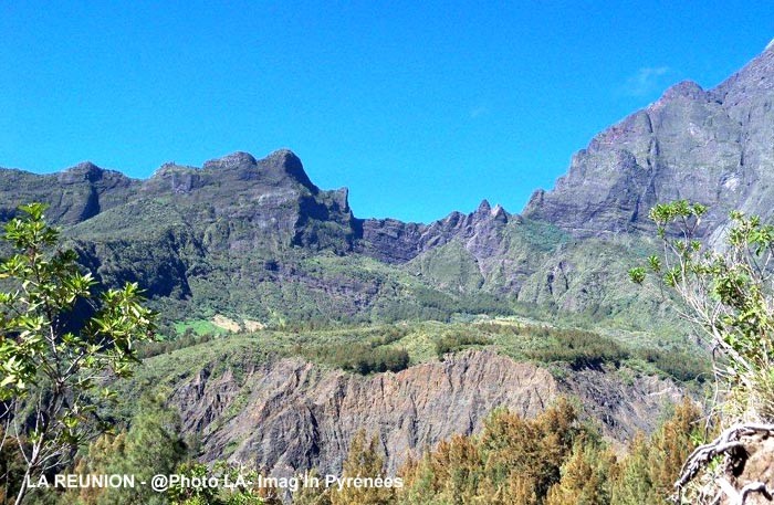 LA REUNION