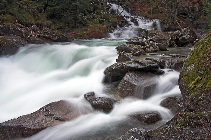 Randonne le long du gave
