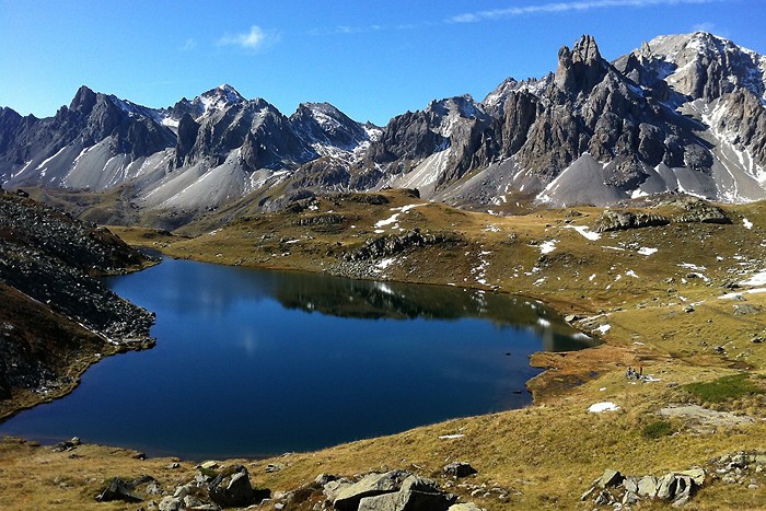 Lac Long dans les Alpes