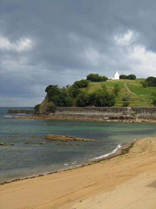 Depuis la plage de Saint Jean de Luz, une claircie