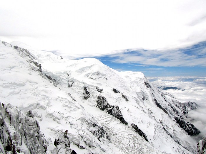 En montant  l'Aiguille du Midi, Alpes, Chamonix