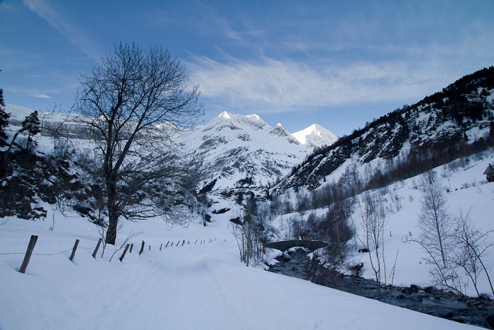 Le sentier long le ruisseau