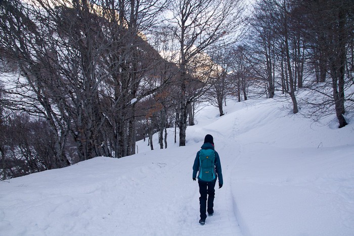 Randonne dans la neige du cirque de Gavarnie