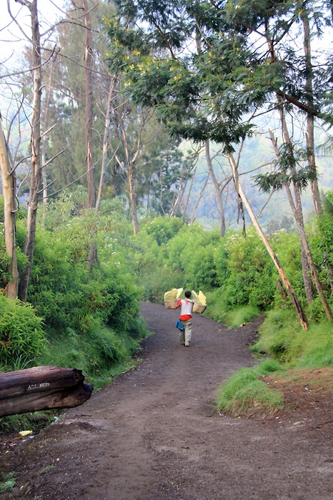 Randonne en Indonsie sur le volcan Kawah Ijen