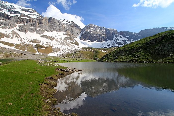 Premier lac avant le grand lac des Aires