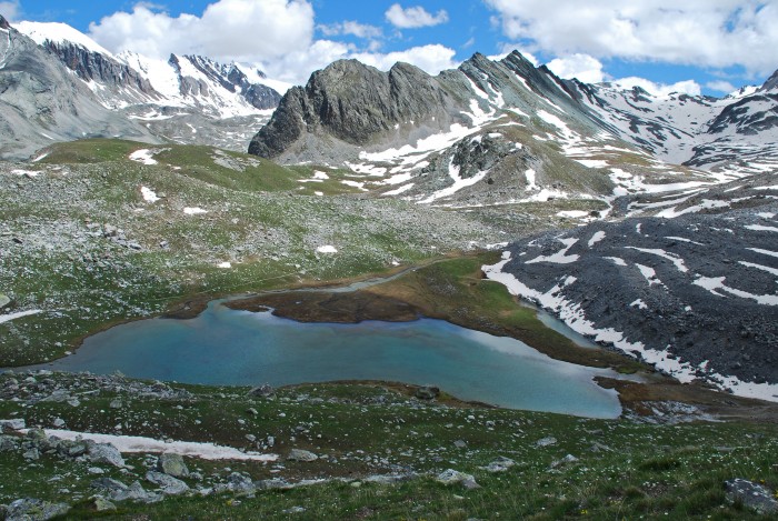 Le lac et le glacier du Marinet
