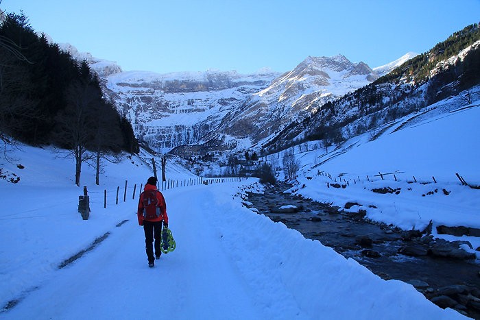 Cirque de Gavarnie dans l'ombre