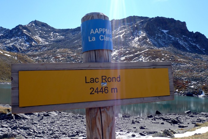 Lac rond, au dessus du lac Long, Valle de la Clare