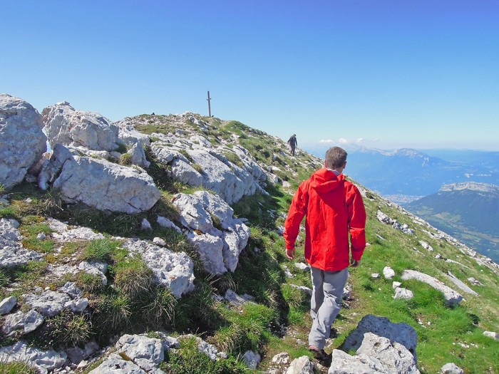 Chamechaude et sa croix, au sommet
