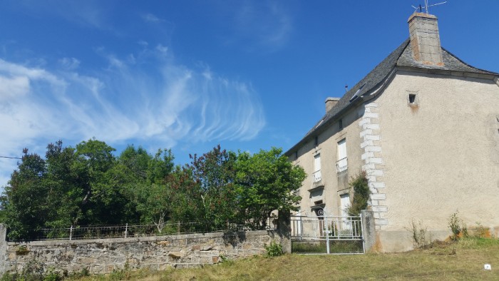 Maison dans le hameau de Morsanges Maison dans le hameau de Morsanges