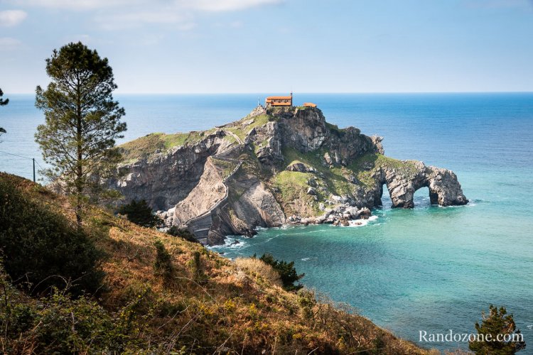 lot de Gaztelugatxe et son ermitage au sommet