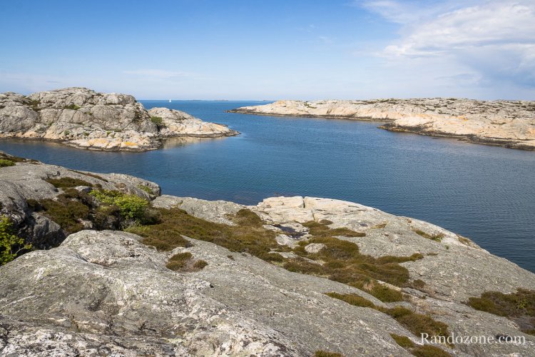 Boucle de randonnée couleur noire à Marstrand