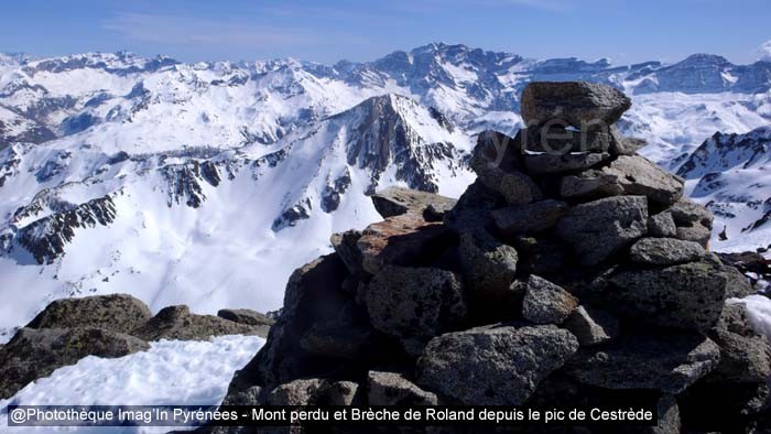 Au sommet du Cestrde