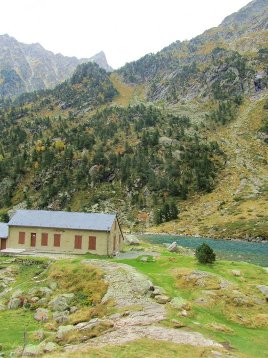 Lac et refuge d'Estom