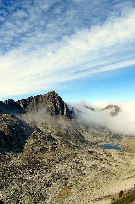 Vue sur le lac d'Estagnol depuis la Hourquette d'Aubert