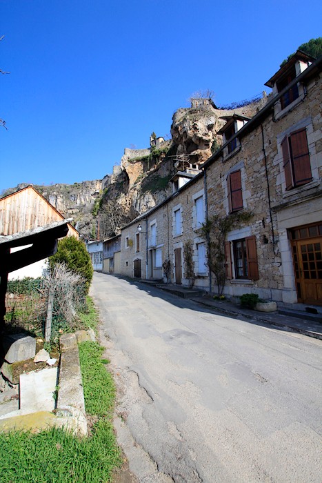 Salles la Source