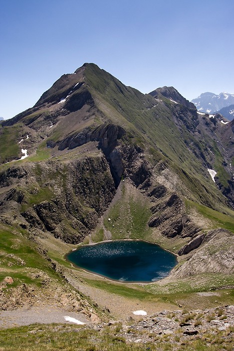 Lac de la Bernatoire depuis le sentier qui monte au pic de la Bernatoire