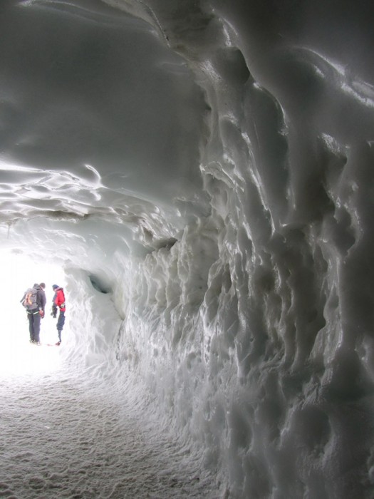 Tunnel d'arrive des alpinistes au Mont Blanc