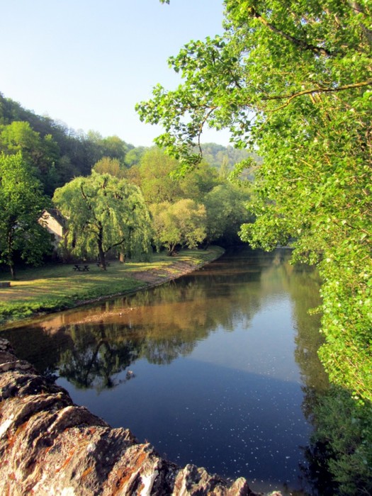 L'Aveyron  Belcastel : randonne en Aveyron