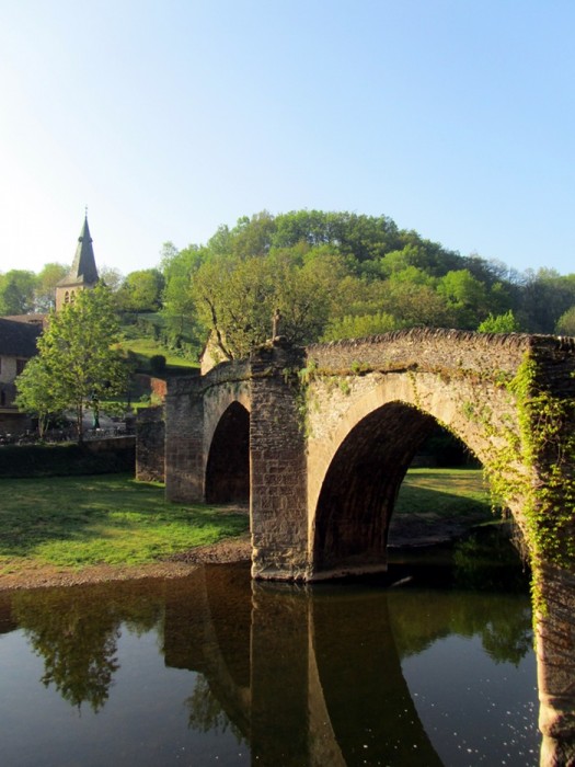 Pont de Belcastel, randonne en Aveyron