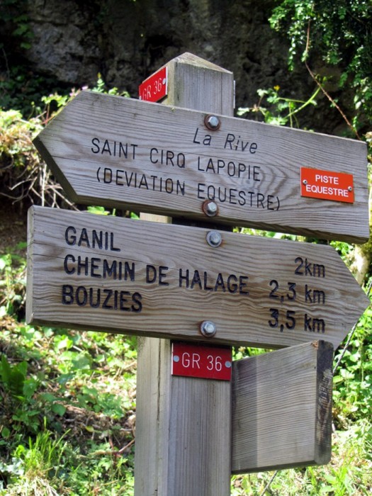 Randonne Saint Cirq Lapopie jusqu' Bouzis par le chemin de halage