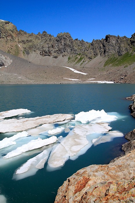 Au bord du lac de l'Eychauda