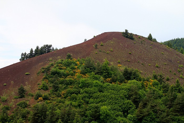 Puy de Lassolas depuis le Puy de la Vache