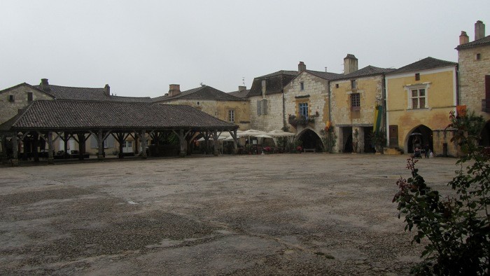 Place des Cornires, Monpazier