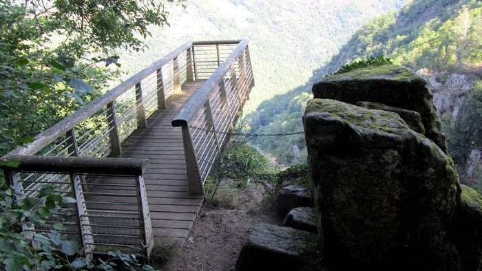 Promontoire pour voir la cascade du saut du chien