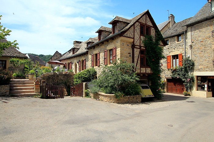 Village de Sainte Eulalie d'Olt