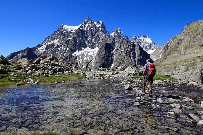 Descente du refuge du Glacier Blanc