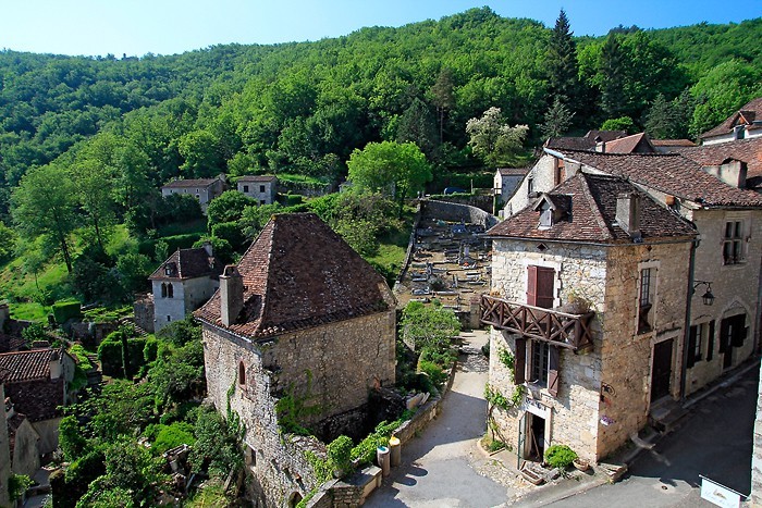 Saint-Cirq-Lapopie dans le Lot