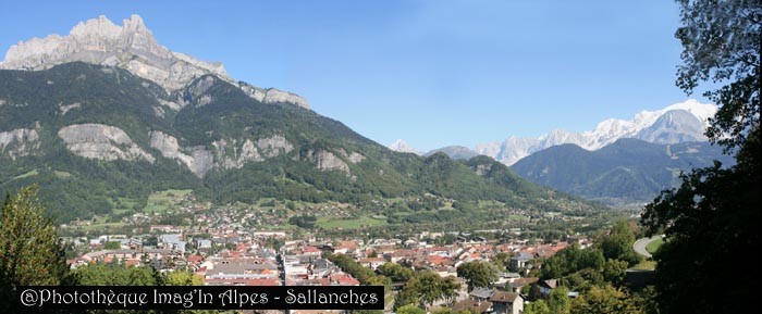 Sallanches et l'Aiguille de Varan
