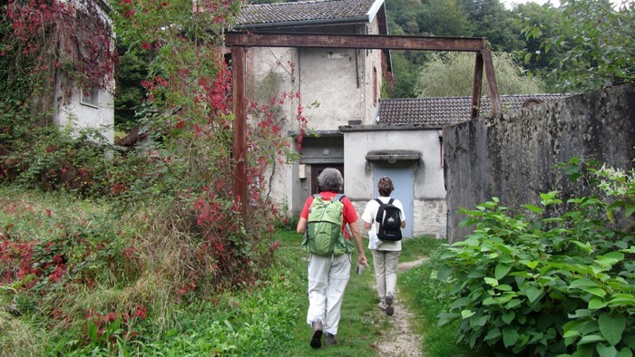 Randonneurs dans le Jura