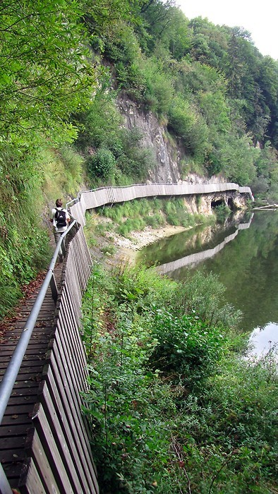 Le long de la Valserine