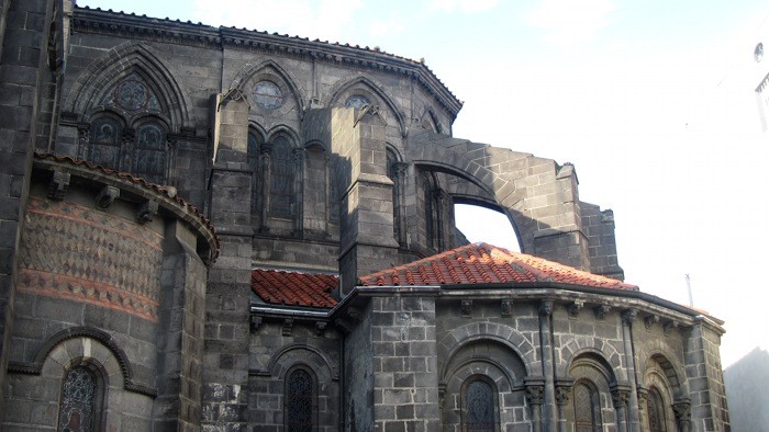 Eglise dans le centre de Riom