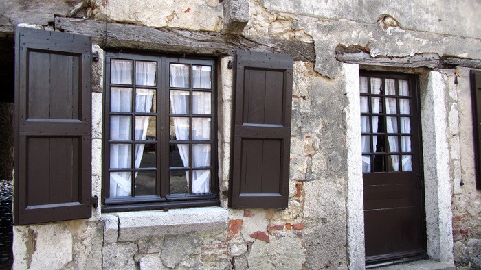 Faade de maison de Prouges