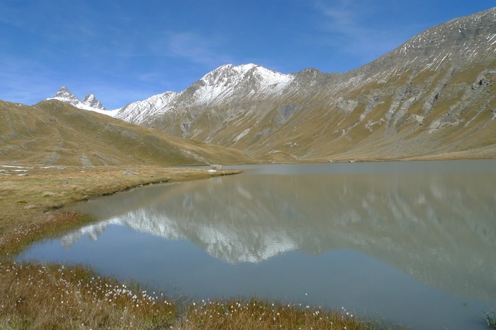 Lac du Golon dans les Alpes