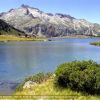 Massif du Nouvielle depuis le lac d'Aumar